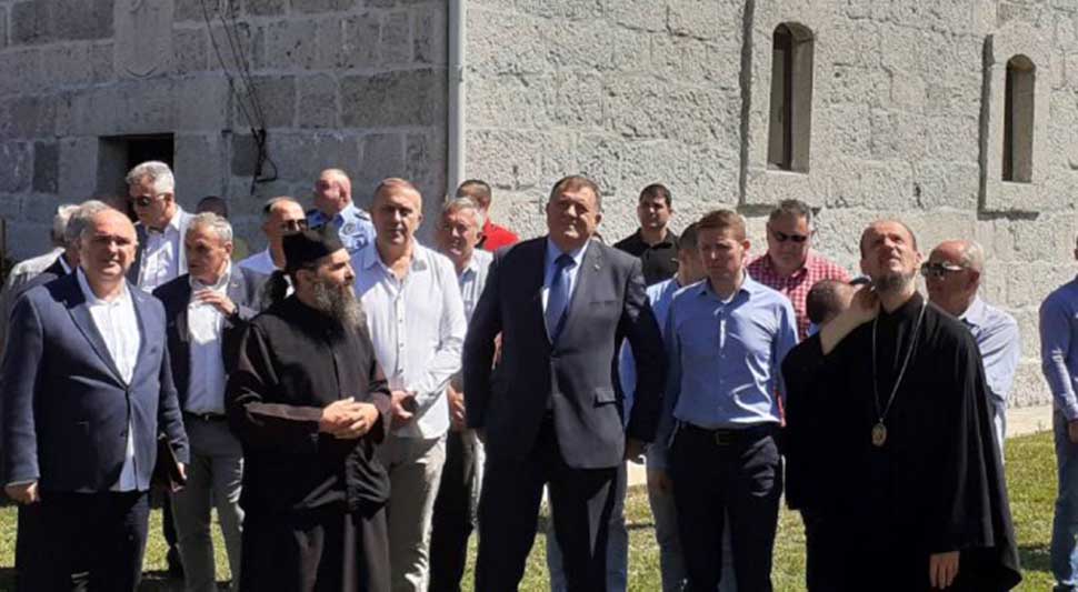62e65ec941ba5-Dodik 2.jpg